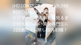 家居自拍男友拍摄水准很不错了，主角颜值颇高，表情销魂5V合1