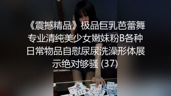 主打真实，推特NTR佛系绿帽【小熊戴绿帽呀】订阅，喜欢看花了好几十万的极品娇妻被单男抱起猛干 (1)