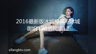 身材苗条白嫩年轻妹子小晴与两个黝黑大汉树林中野战3P稀疏的阴毛非常性感被两个男人轮流干有点可惜了1080P原版